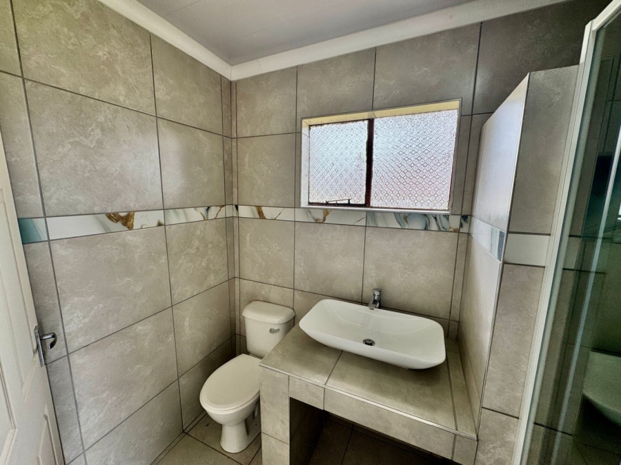 To Let Commercial Property for Rent in Wilgeboom A H North West